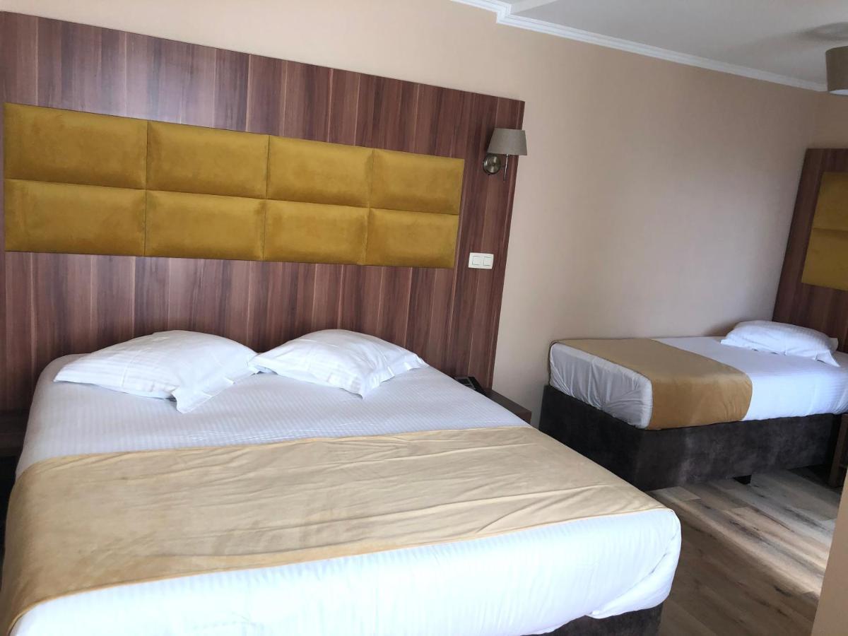 Sun Hotel Saint-Gilles Экстерьер фото