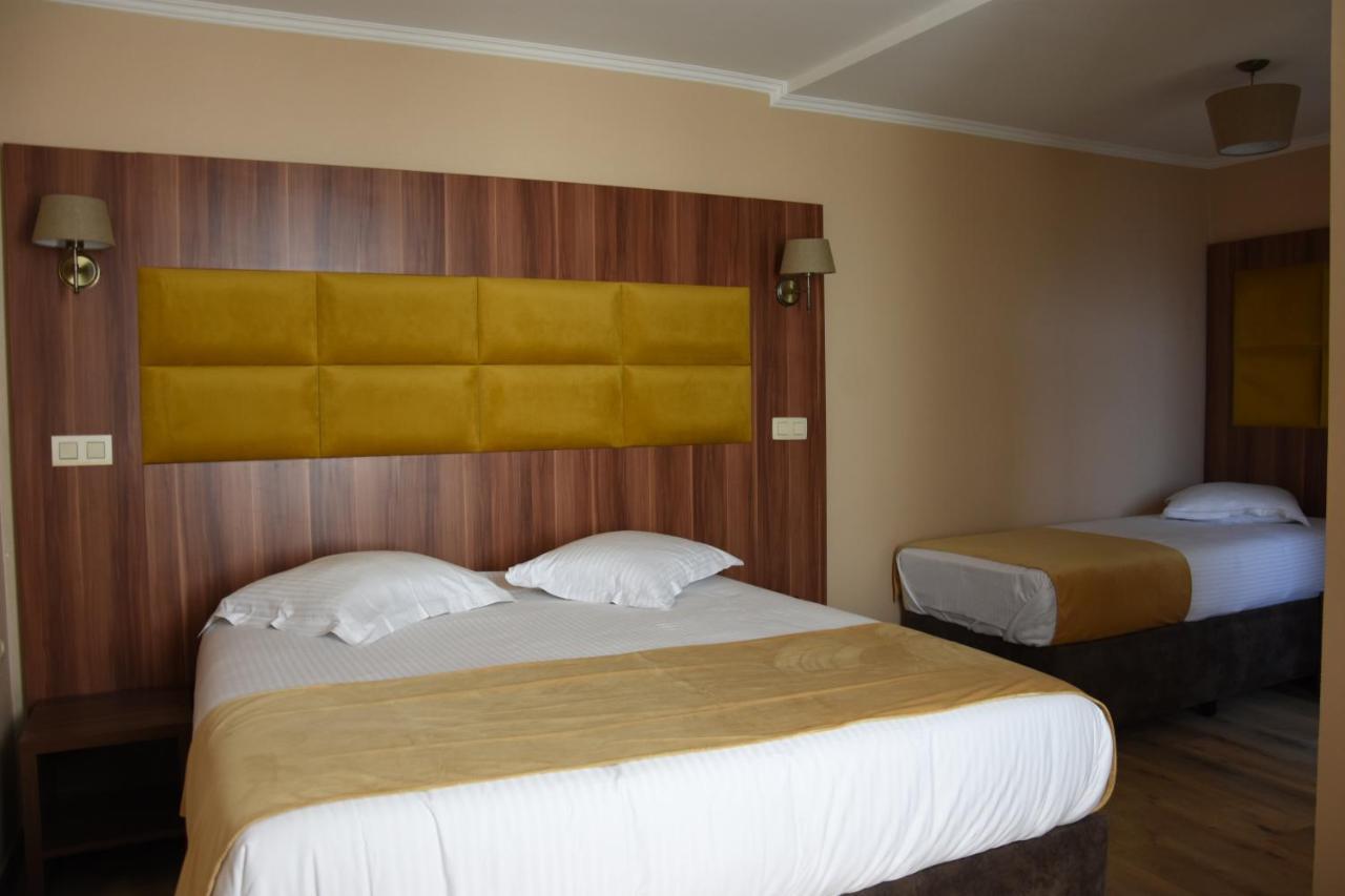 Sun Hotel Saint-Gilles Экстерьер фото