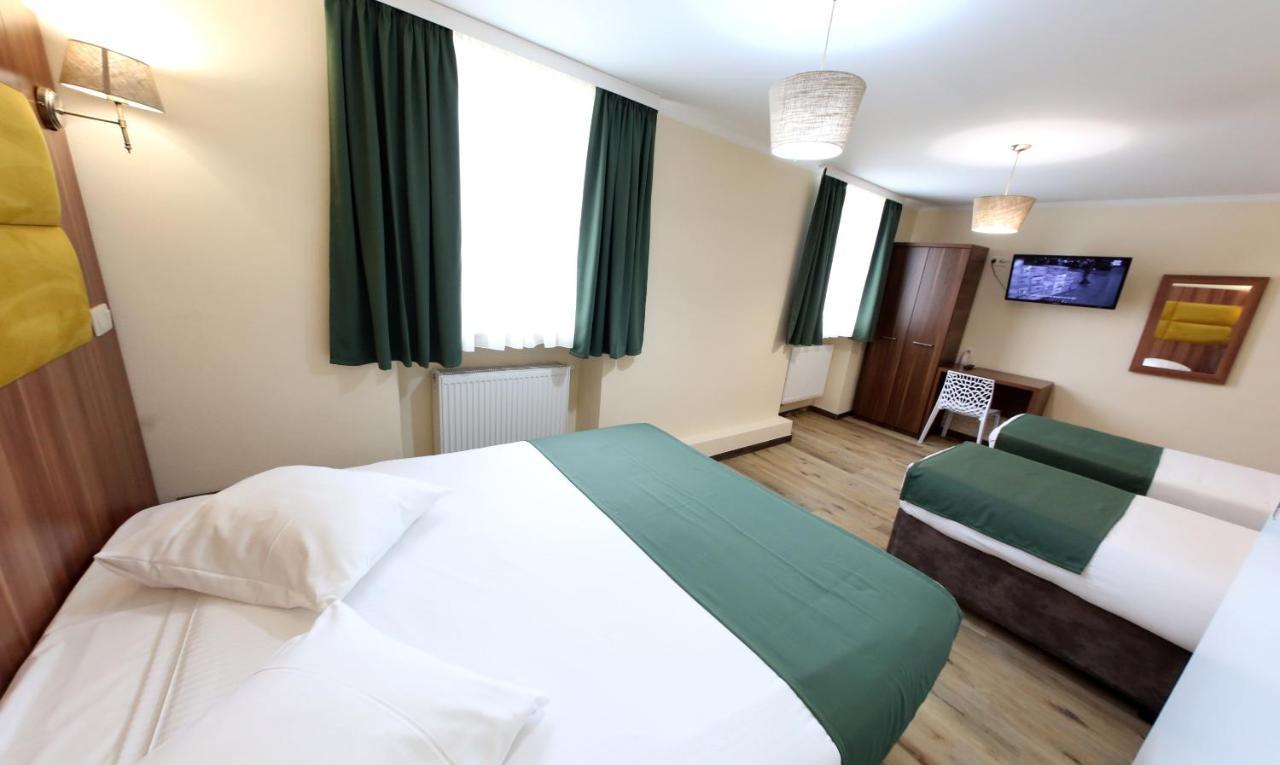 Sun Hotel Saint-Gilles Экстерьер фото